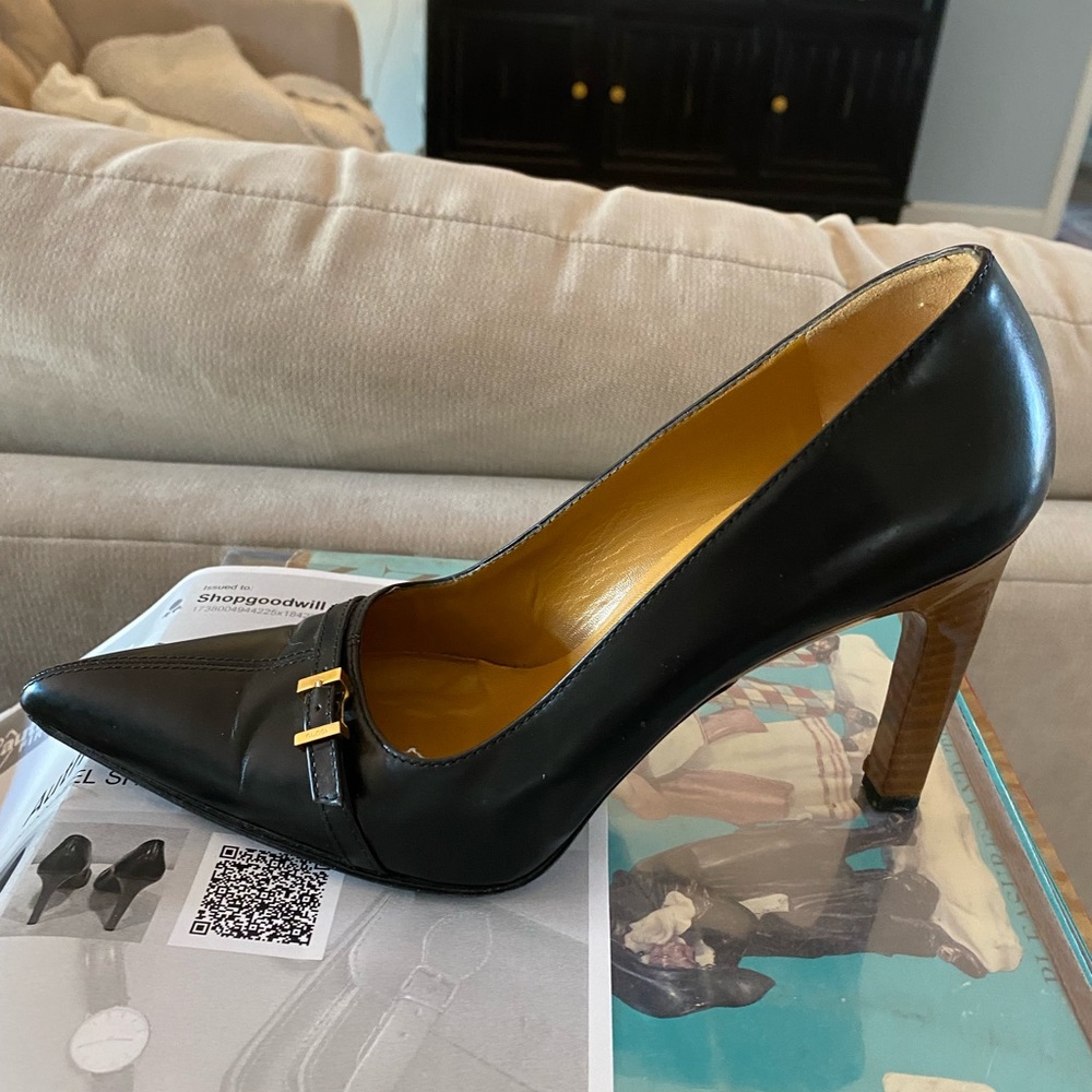 Gorgeous Gucci Pumps 7.5